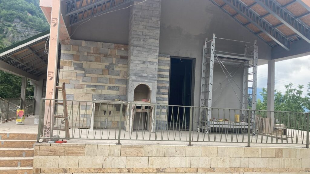 Trabzon Araklı Yaylası Taş Ev
